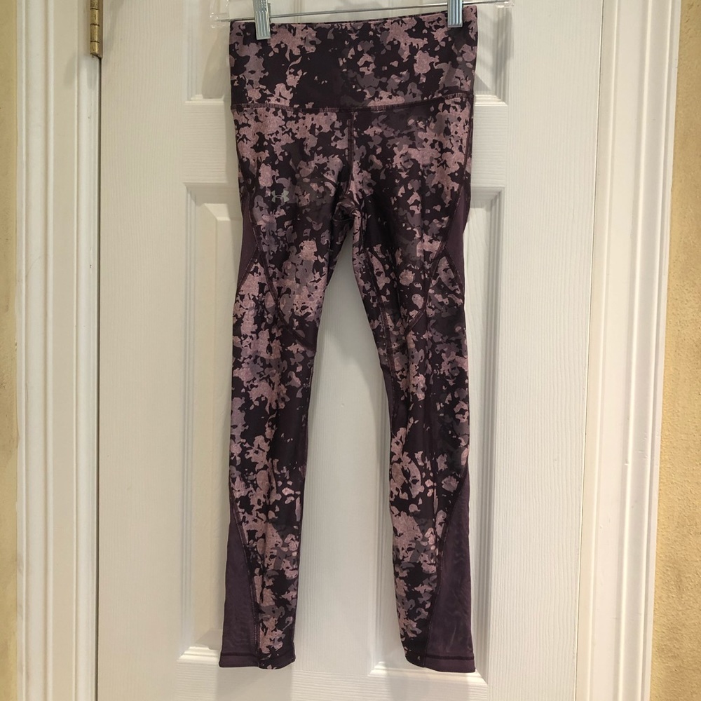 Pink and maroon Under Armour camo tights